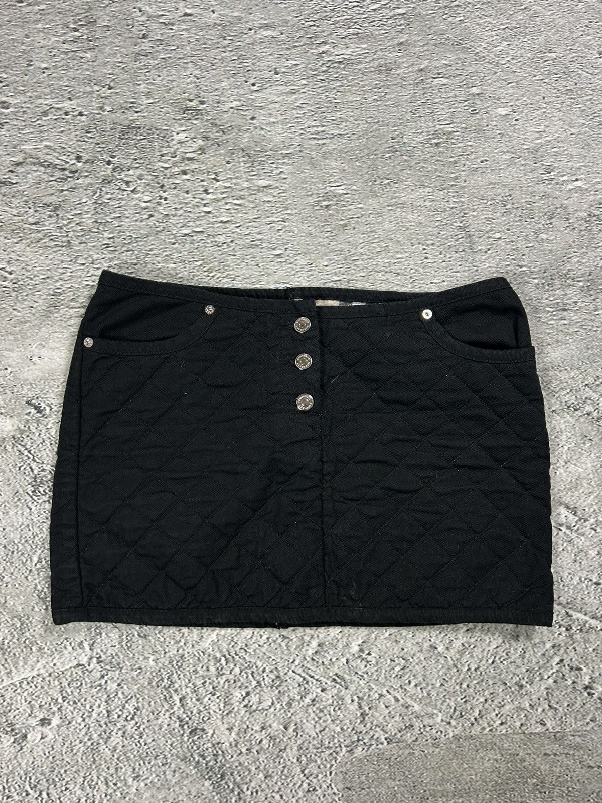 Burberry Burberry black mini skirt nova check Size 32" / US 10 / IT 46 - 1 Thumbnail