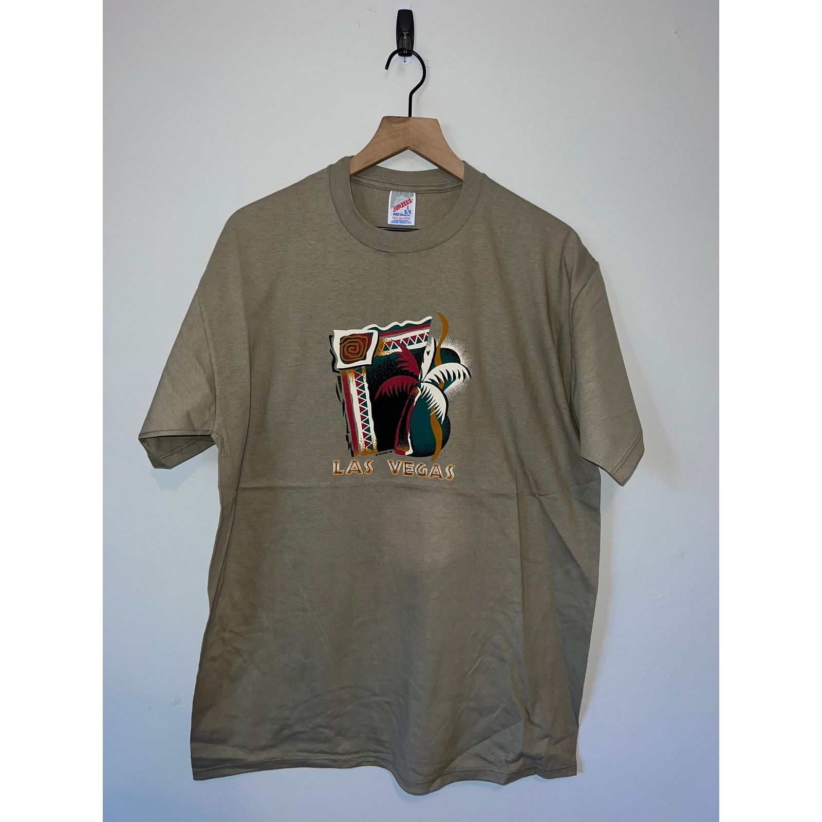 Jerzees Vintage Las Vegas Shirt LV Palm Tree brown Tee VTG 90s Large Size US L / EU 52-54 / 3 - 1 Thumbnail