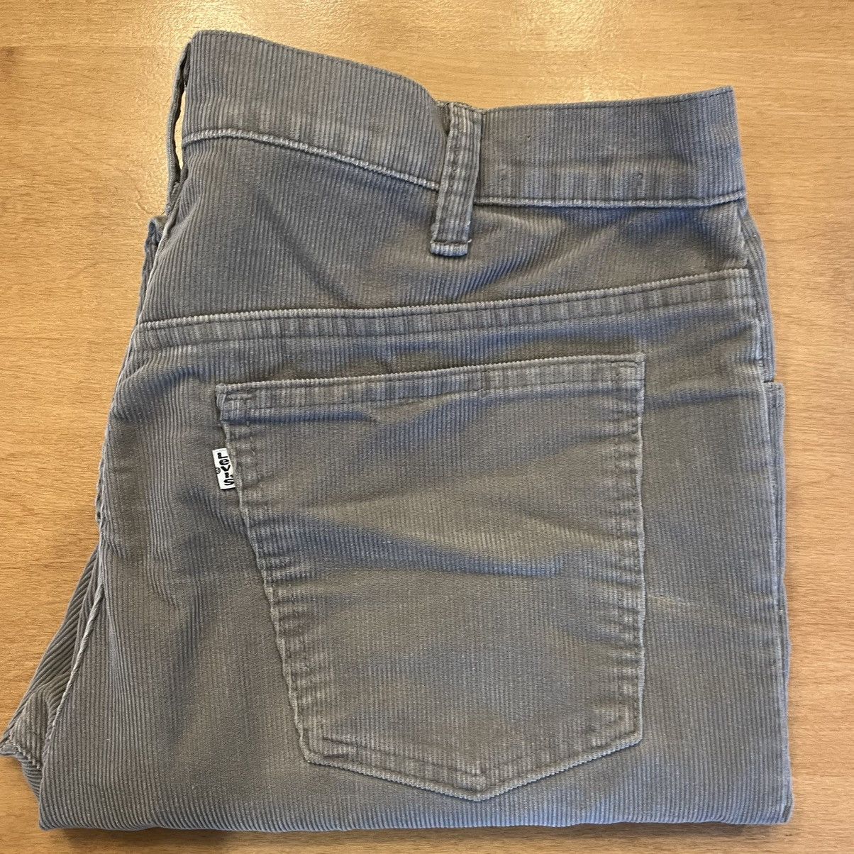 Levi's × Levi's Vintage Clothing × Vintage Vintage (1985) never-worn Levi’s flat-front corduroys Size US 34 / EU 50 - 1 Thumbnail