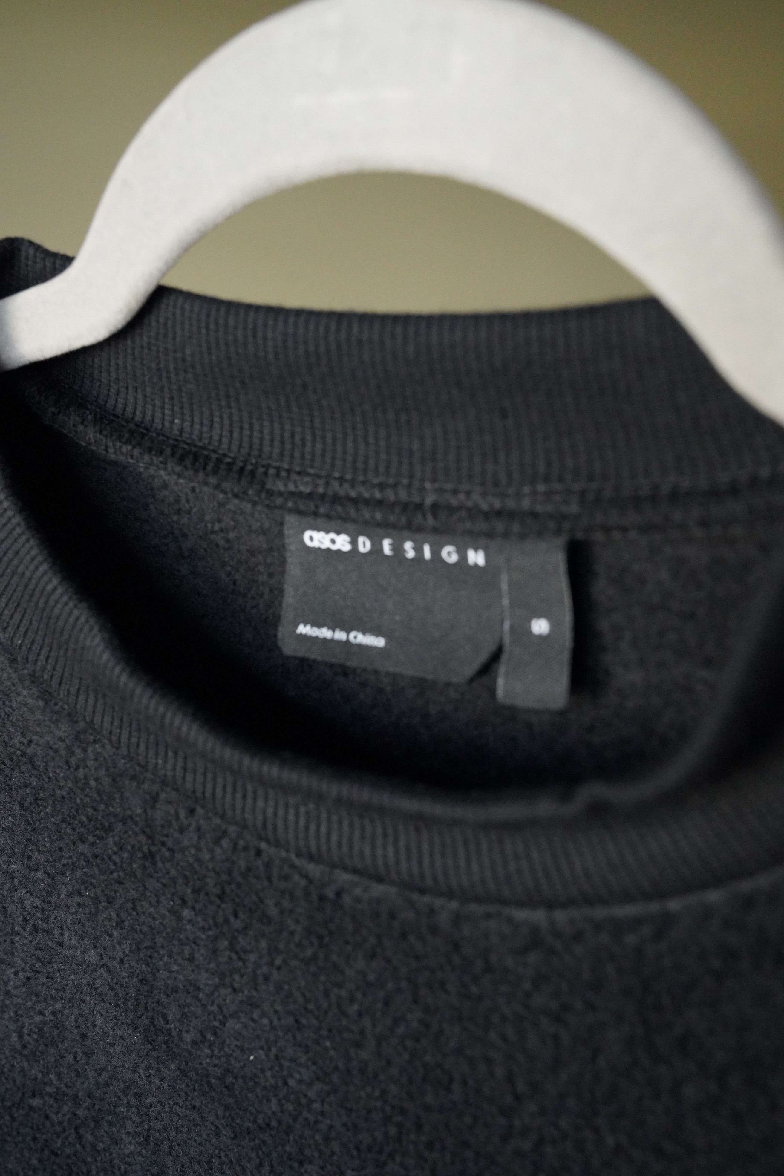 Asos Oversized fleece sweatshirt with toggle detail in black Size US M / EU 48-50 / 2 - 2 Thumbnail