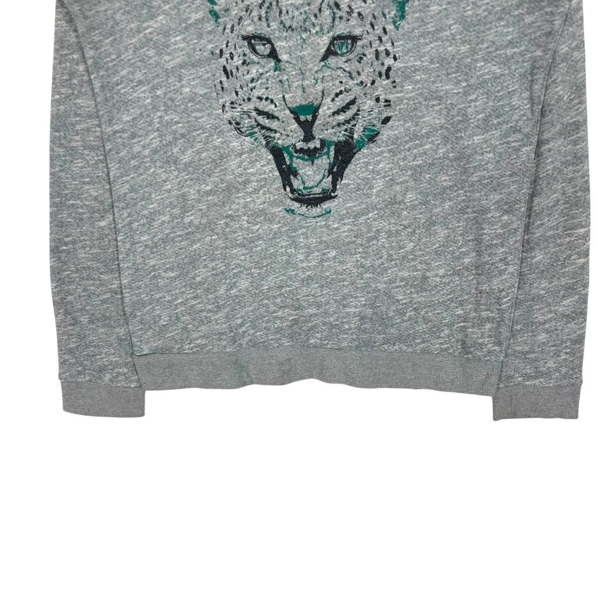 Volcom Vintage Volcom Sweatshirt Tiger Big Logo Crewneck Sweater Size S / US 4 / IT 40 - 4 Thumbnail