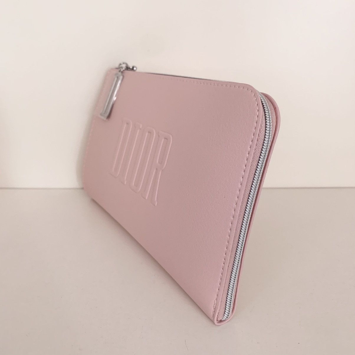Dior Dior pink zippy cosmetic pouch Size ONE SIZE - 7 Thumbnail