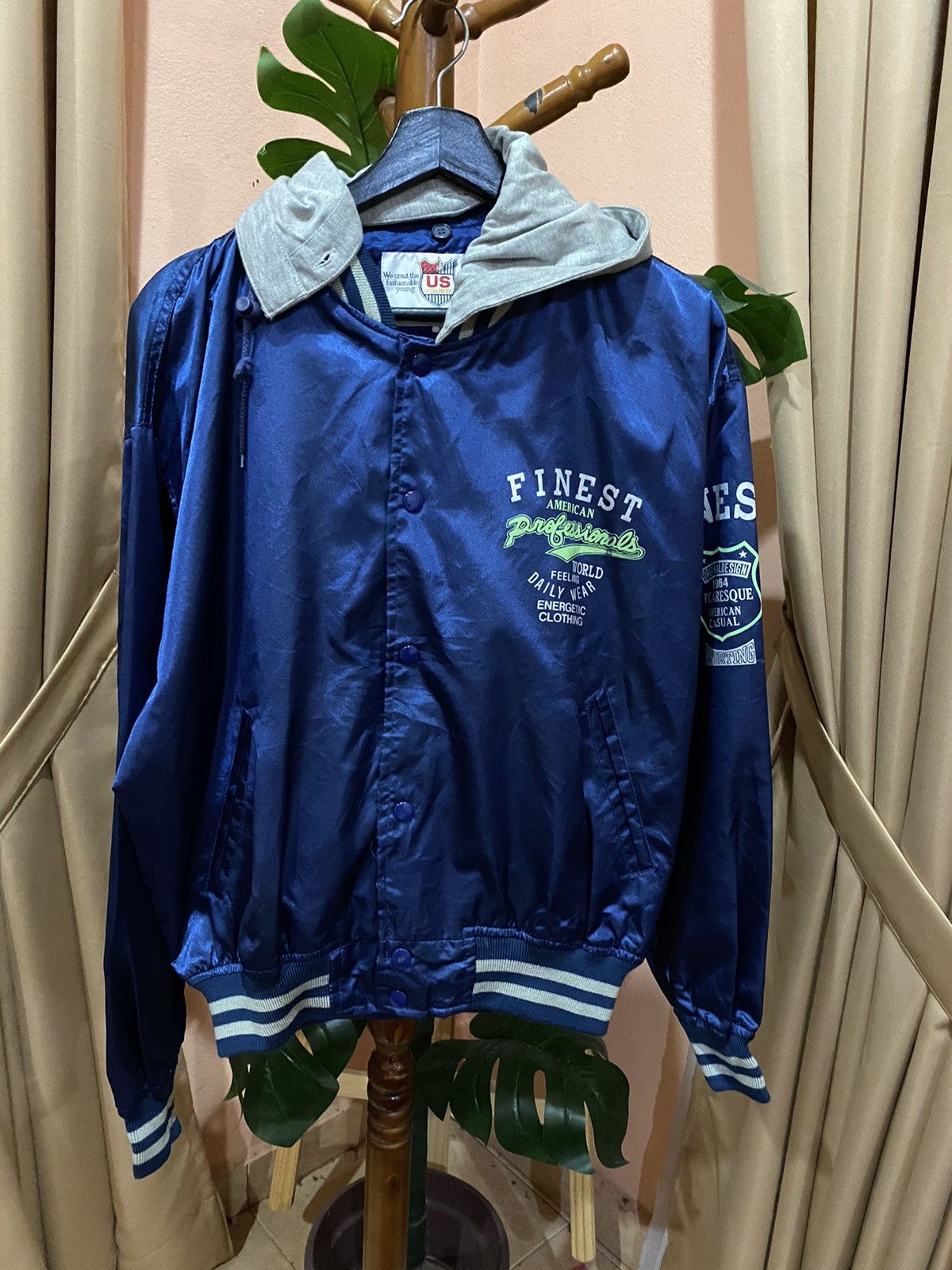Vintage VINTAGE FITNESS STADIUM BASEBALL JACKET Size US L / EU 52-54 / 3 - 3 Thumbnail