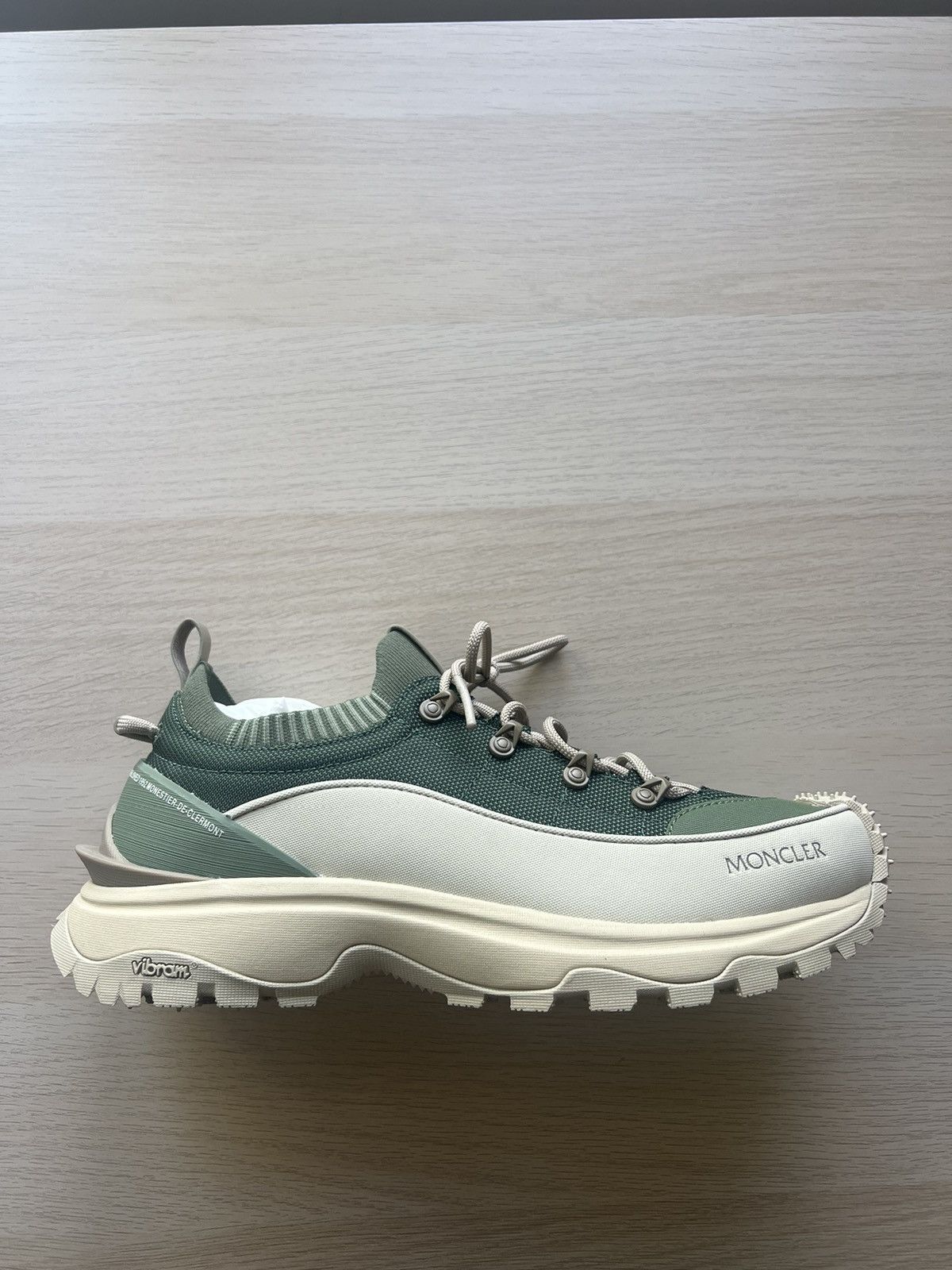 Moncler Trailgrip Lite 3 size 44 Size US 10 / EU 43 - 5 Thumbnail