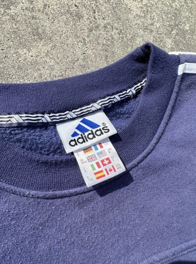 Adidas Adidas Vintage Sweatshirt Embroidered Logo Stripes 90s Size US L / EU 52-54 / 3 - 5 Thumbnail