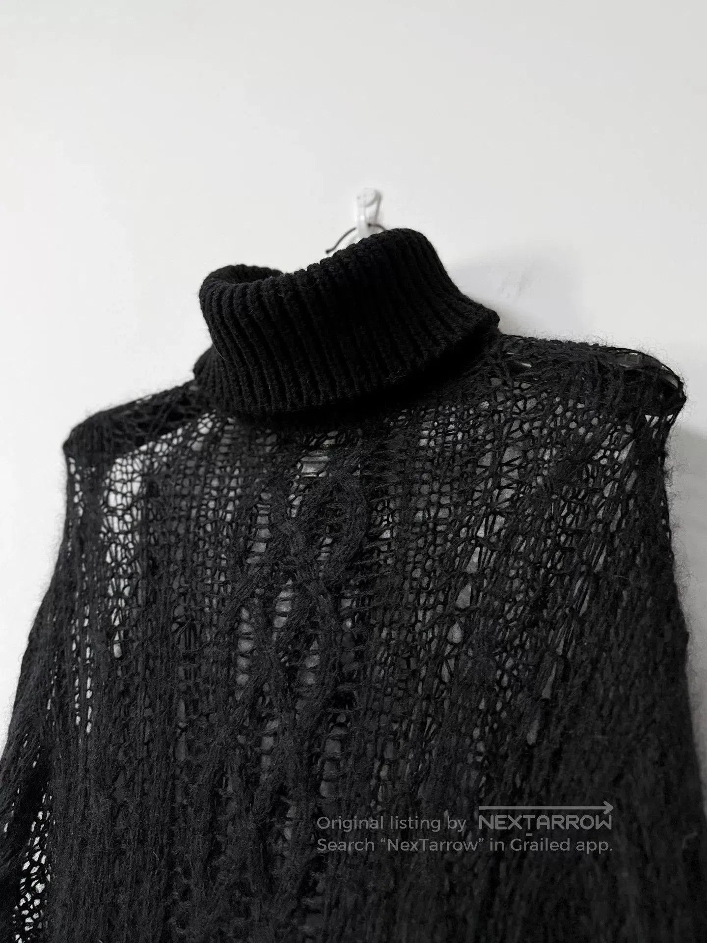 Takahiromiyashita The Soloist. Black Hollow Knit Sweater. Size US L / EU 52-54 / 3 - 1 Thumbnail