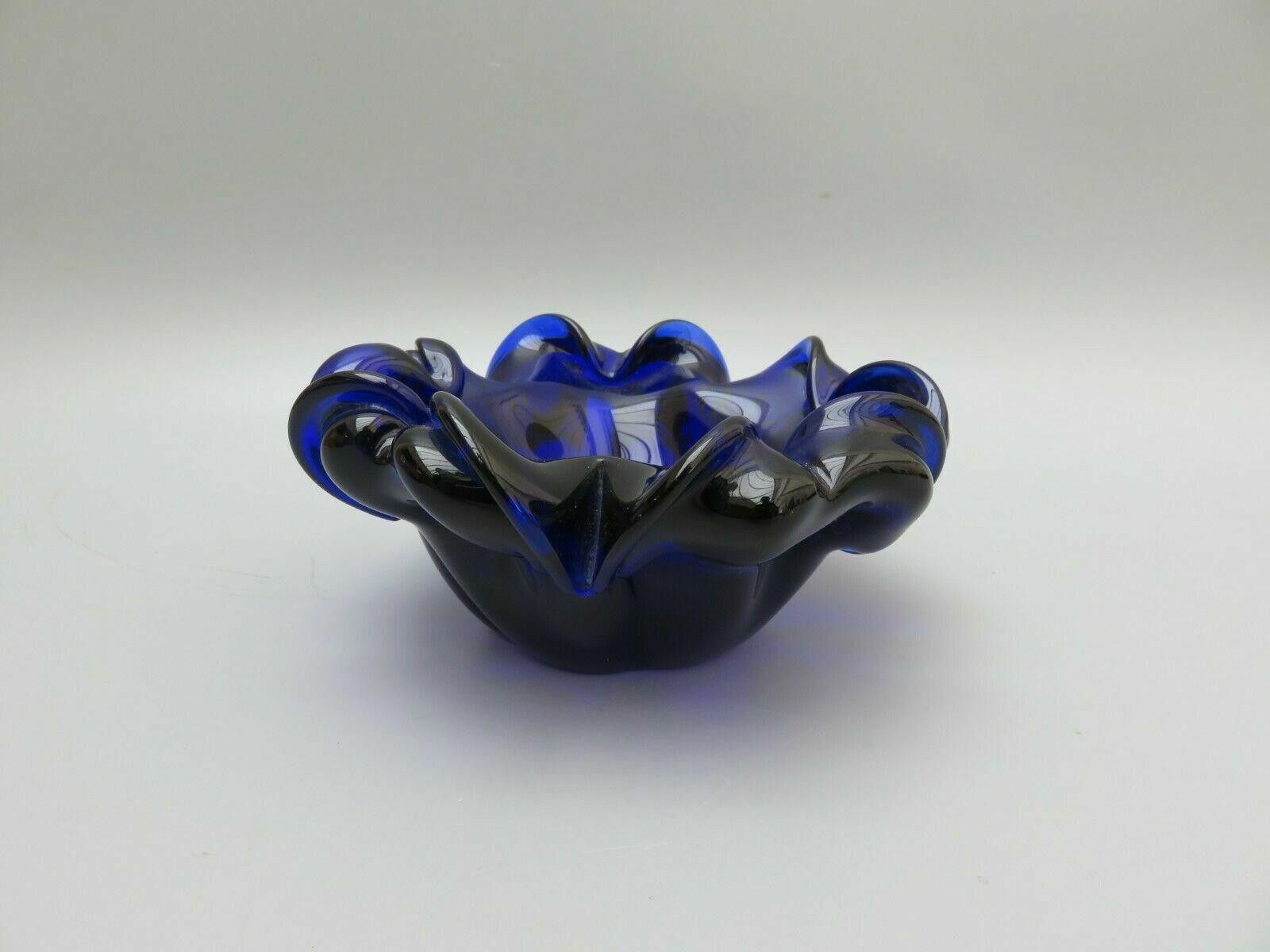 The Unbranded Brand Antique Rare Heavy Cobalt Blue Bowl 3" Size ONE SIZE - 4 Thumbnail