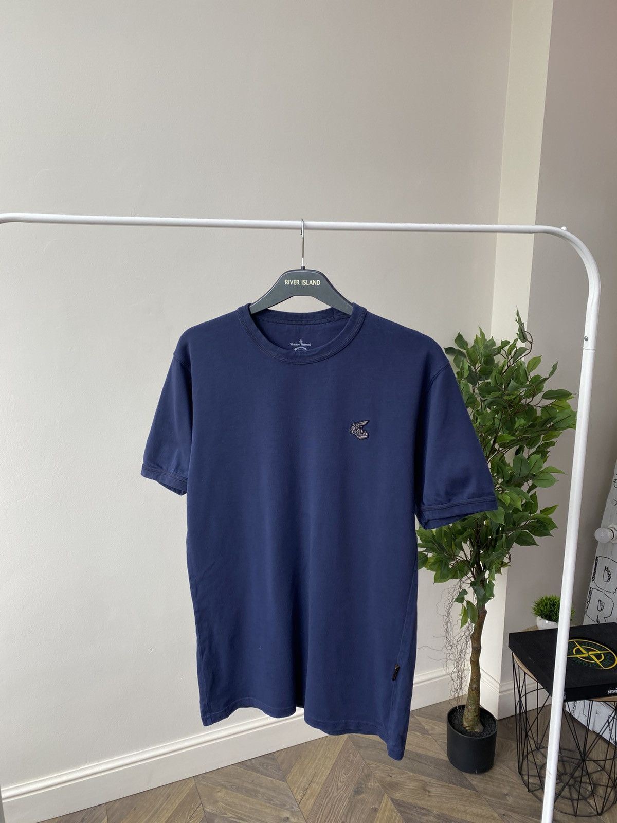 Designer × Vintage × Vivienne Westwood Vintage Vivienne Westwood Anglomania Boxy Badge Tee Size US S / EU 44-46 / 1 - 2 Thumbnail