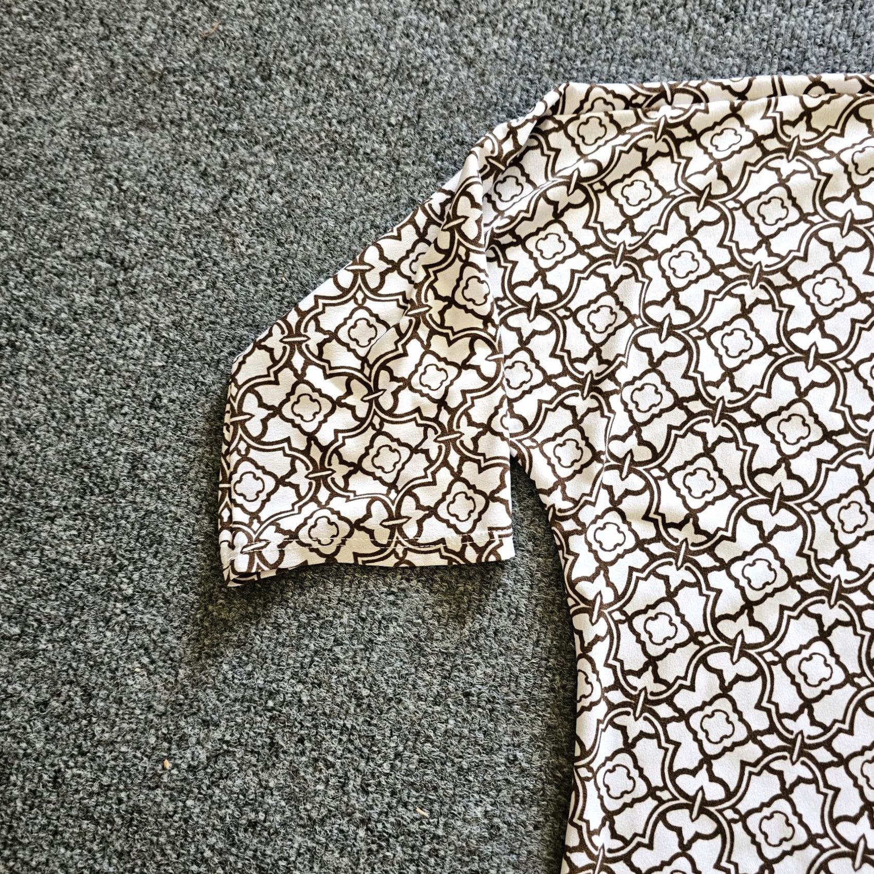 Vintage Chicos Easywear Top Shirt Womens XL White Geometric 3/4 Sleeve Stretch Casual Blouse Size XL / US 12-14 / IT 48-50 - 4 Thumbnail