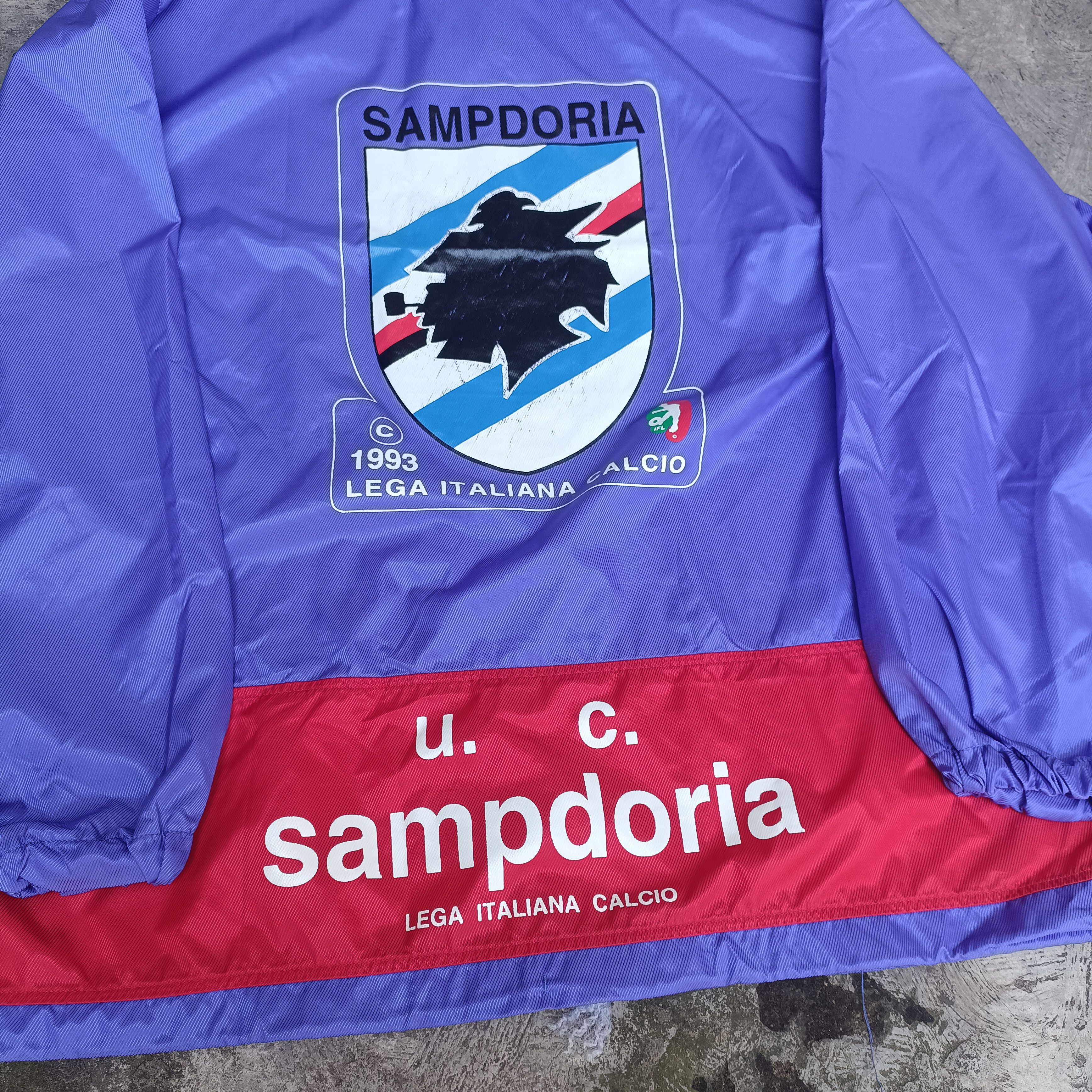 Vintage Vintage ©93 U.C sampdoria Italian Football League jacket Size US L / EU 52-54 / 3 - 3 Thumbnail