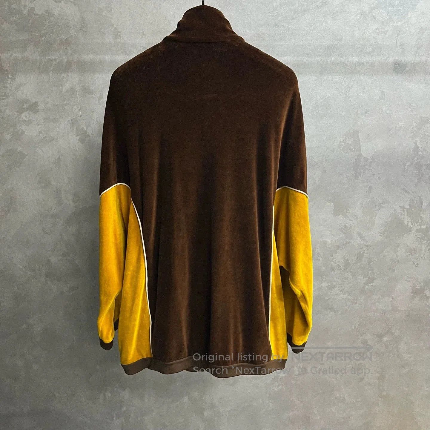 Gucci brown zip-up logo printed jacket. Size US L / EU 52-54 / 3 - 5 Thumbnail