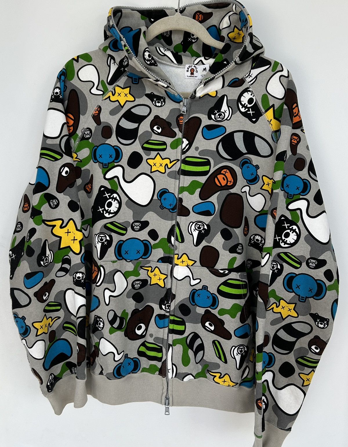 Bape 2005 BAPE x KAWS BABY MILO ANIMAL KINGDOM FULL ZIP HOODIE | Grailed