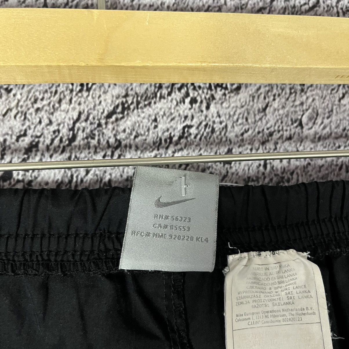 Nike × Vintage 🦈VINTAGE🦈 Nike Vintage Nylon parachute track Jogger Pants Size US 31 - 9 Thumbnail