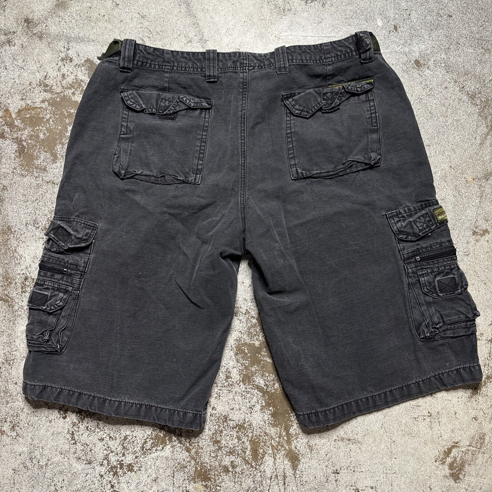 Jeep × Vintage 00s Jeep Active Cargo Tech Black Shorts Size 42 Size US 42 / EU 58 - 5 Thumbnail