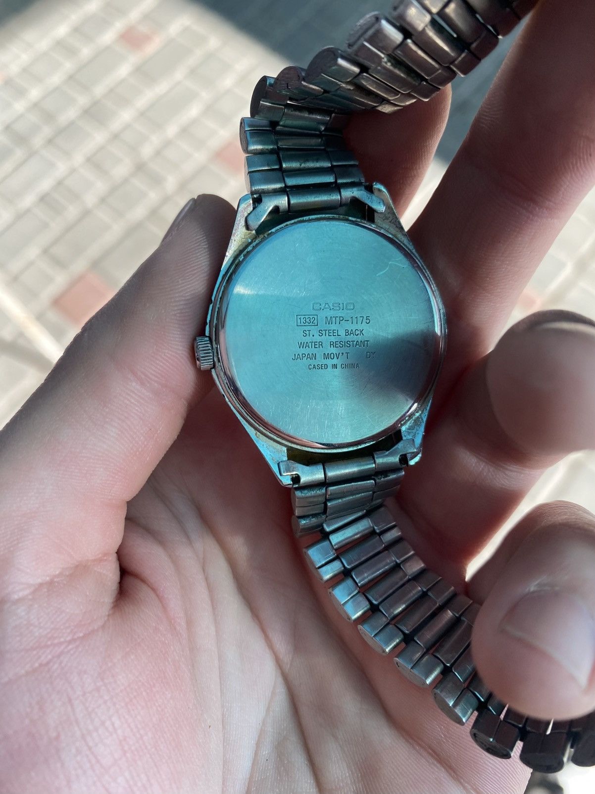 Japanese Brand Casio MTP-1175 Vintage Watch Silver Minimalist Retro Rare Size ONE SIZE - 4 Thumbnail