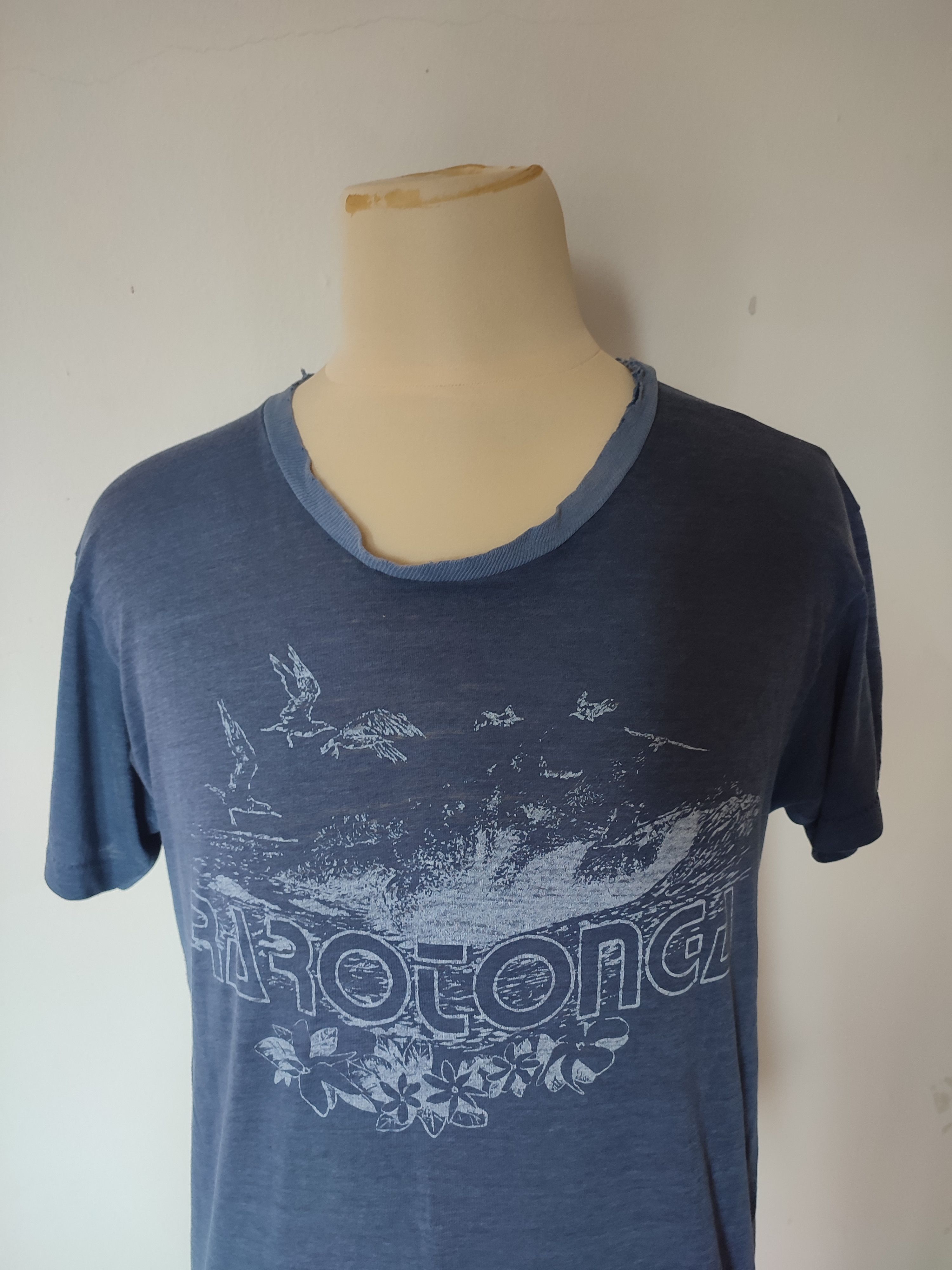 Vintage Vintage Rarotonga Island Single Stitch Tees Size US L / EU 52-54 / 3 - 2 Thumbnail