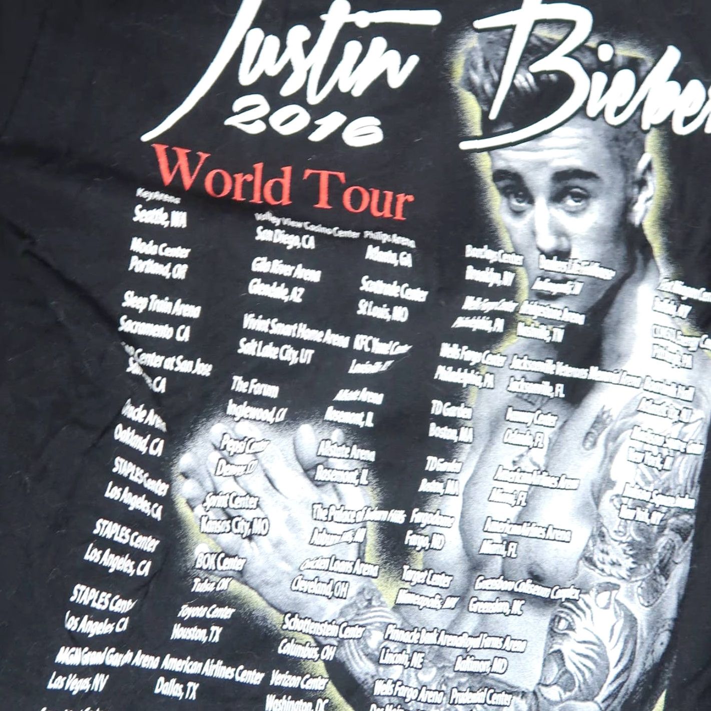 Vintage Justin Bieber black graphic t-shirt 2016 world tour M Women Shirt Girls 2016 World Tour Black Graphic T-Shirt Size M / US 6-8 / IT 42-44 - 4 Thumbnail