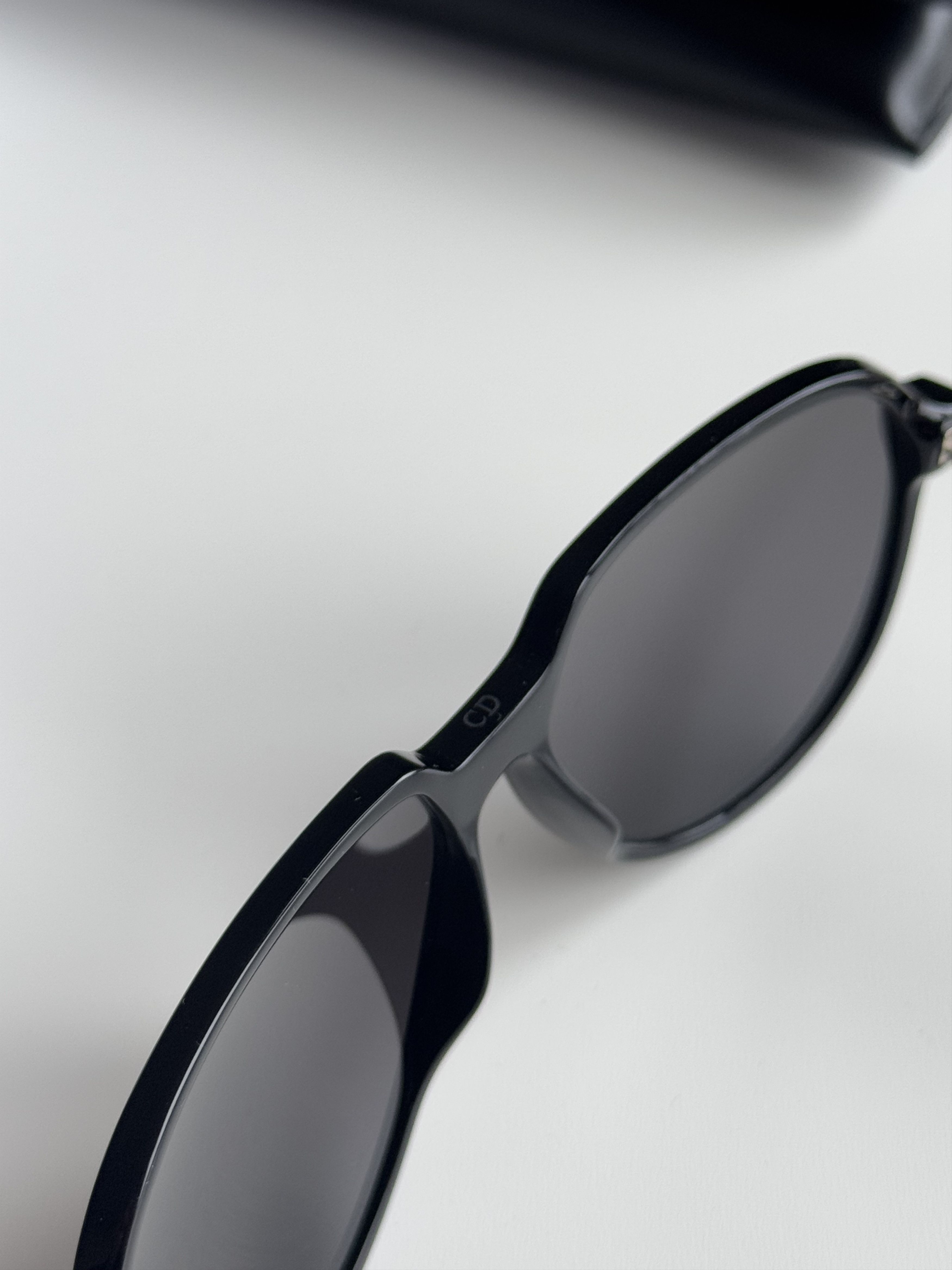 Dior Christian Dior Sunglasses Size ONE SIZE - 10 Thumbnail