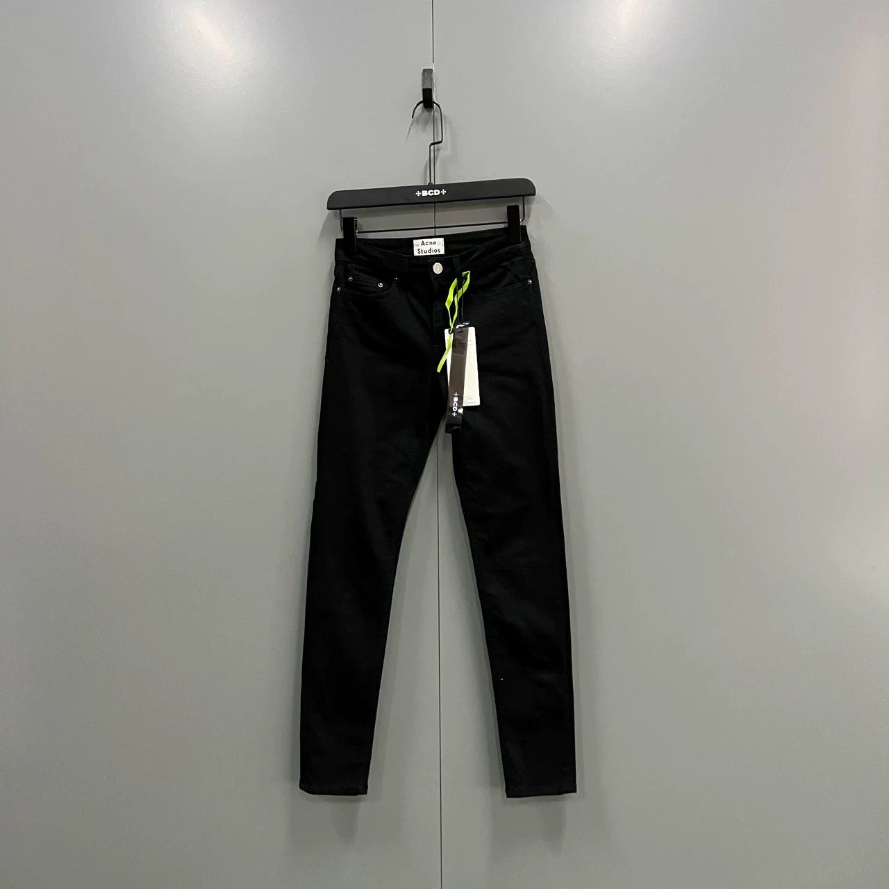 Acne Studios Acne Studios Black Jeans Size 25 Size 25" / US 0 / IT 36 - 1 Thumbnail