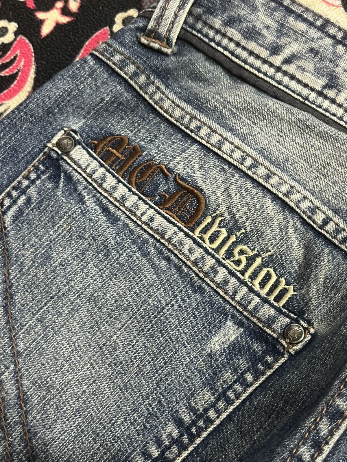Japanese Brand Vintage Japanese Brand MCD Embroidered Slogan Sashiko Jeans Size US 30 / EU 46 - 10 Thumbnail