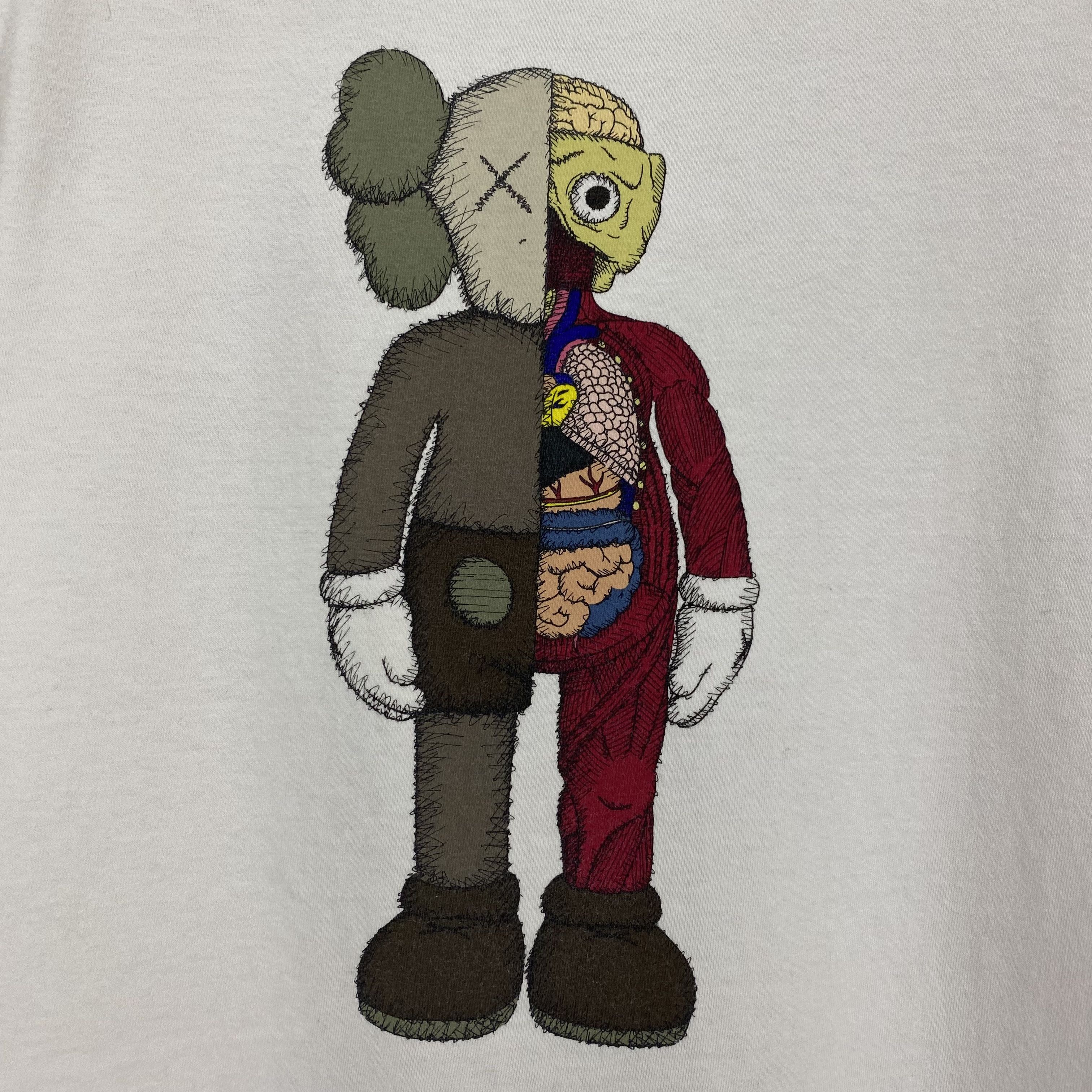 Kaws × Uniqlo UNIQLO x KAWS Crew Neck T Shirt #1862/08 Size US M / EU 48-50 / 2 - 2 Thumbnail