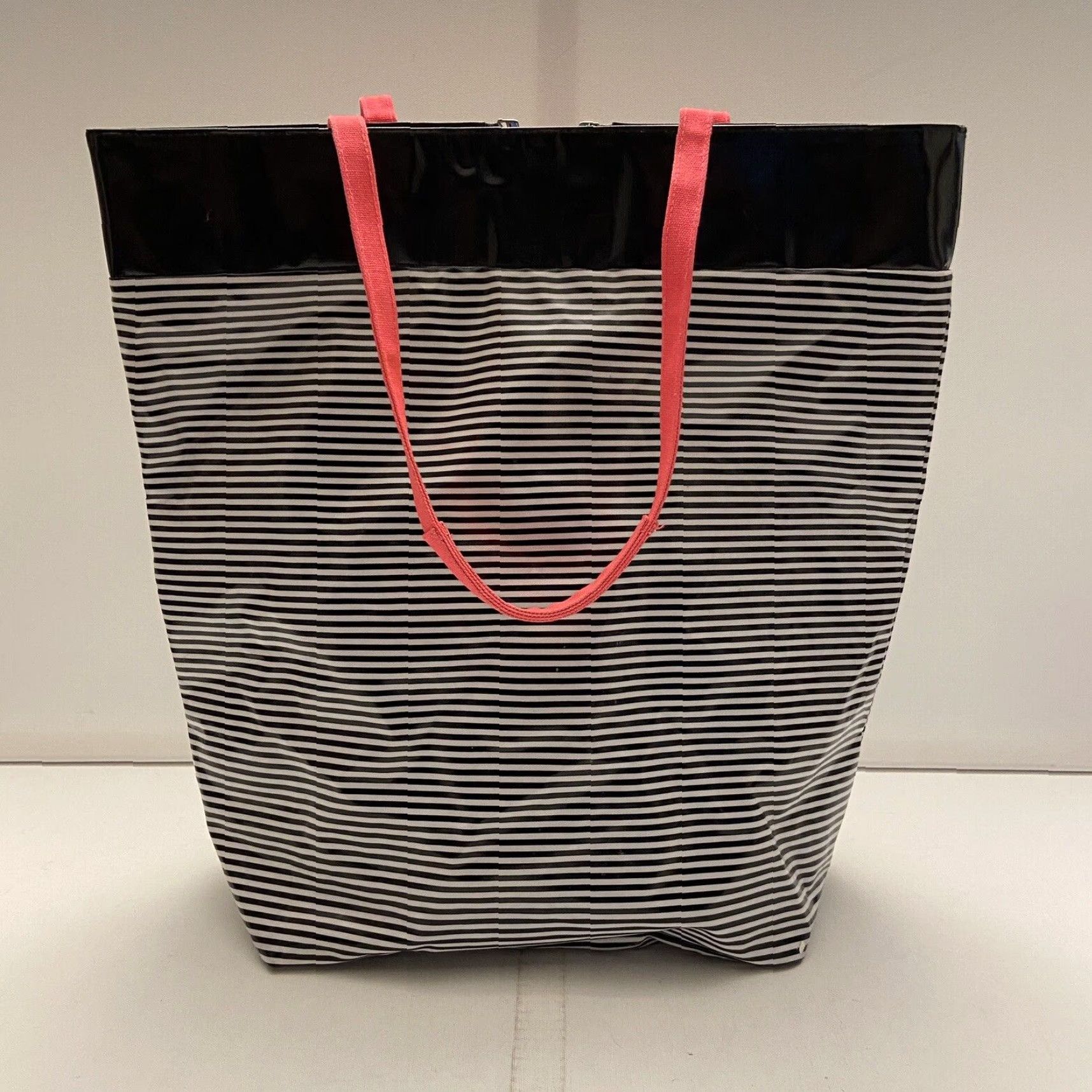 Victoria's Secret VICTORIA'S SECRET Multicolor Striped Canvas Tote Bag Large Pink Shoulder Strap Size ONE SIZE - 6 Thumbnail