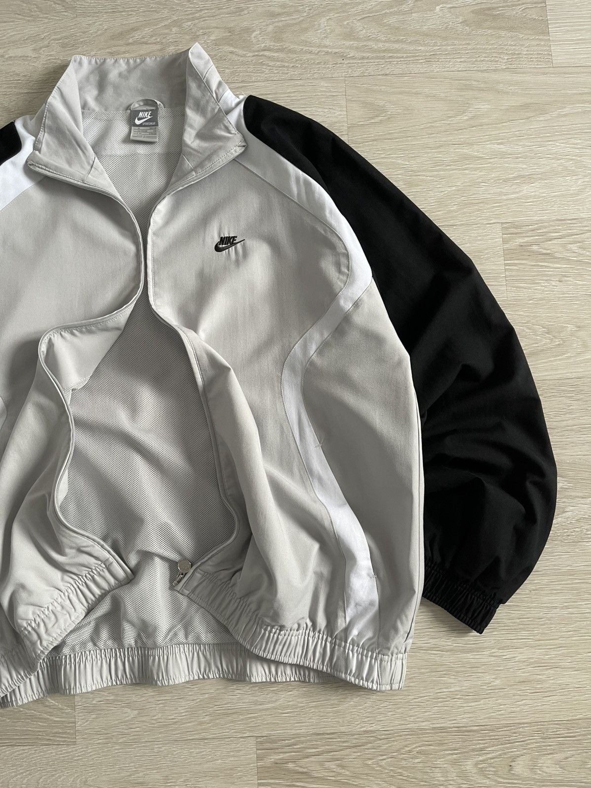Nike Vtg Nike 00s Y2k Nylon Retro Windbreaker Zip Track Jacket Size US XL / EU 56 / 4 - 3 Thumbnail