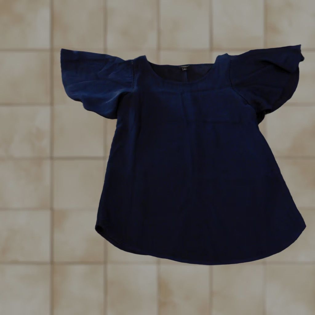 Ann Taylor Ann Taylor Loft Shirt Women Medium Blue Pullover Polyester Knit Ruffle Short Sleeve Round Neck Casual Basic Modern Slub Vintage No Size M / US 6-8 / IT 42-44 - 1 Thumbnail