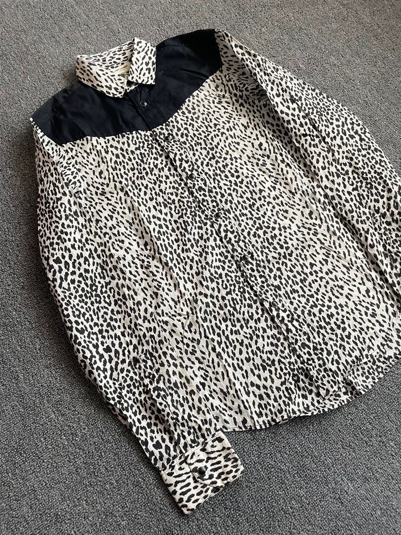 Saint Laurent Paris Saint Laurent Leopard Print Button-Up Shirt- Size US M / EU 48-50 / 2 - 3 Thumbnail