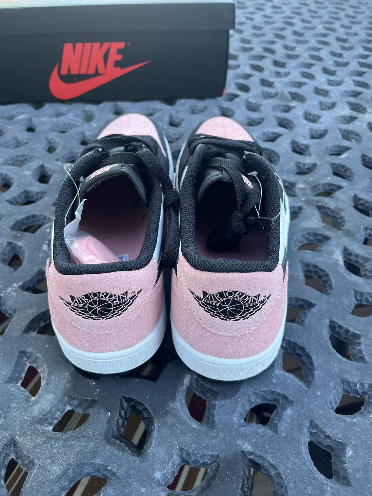 Jordan Brand Nike Jordan 1 Low Bleached Coral Size US 11.5 / EU 44-45 - 3 Thumbnail