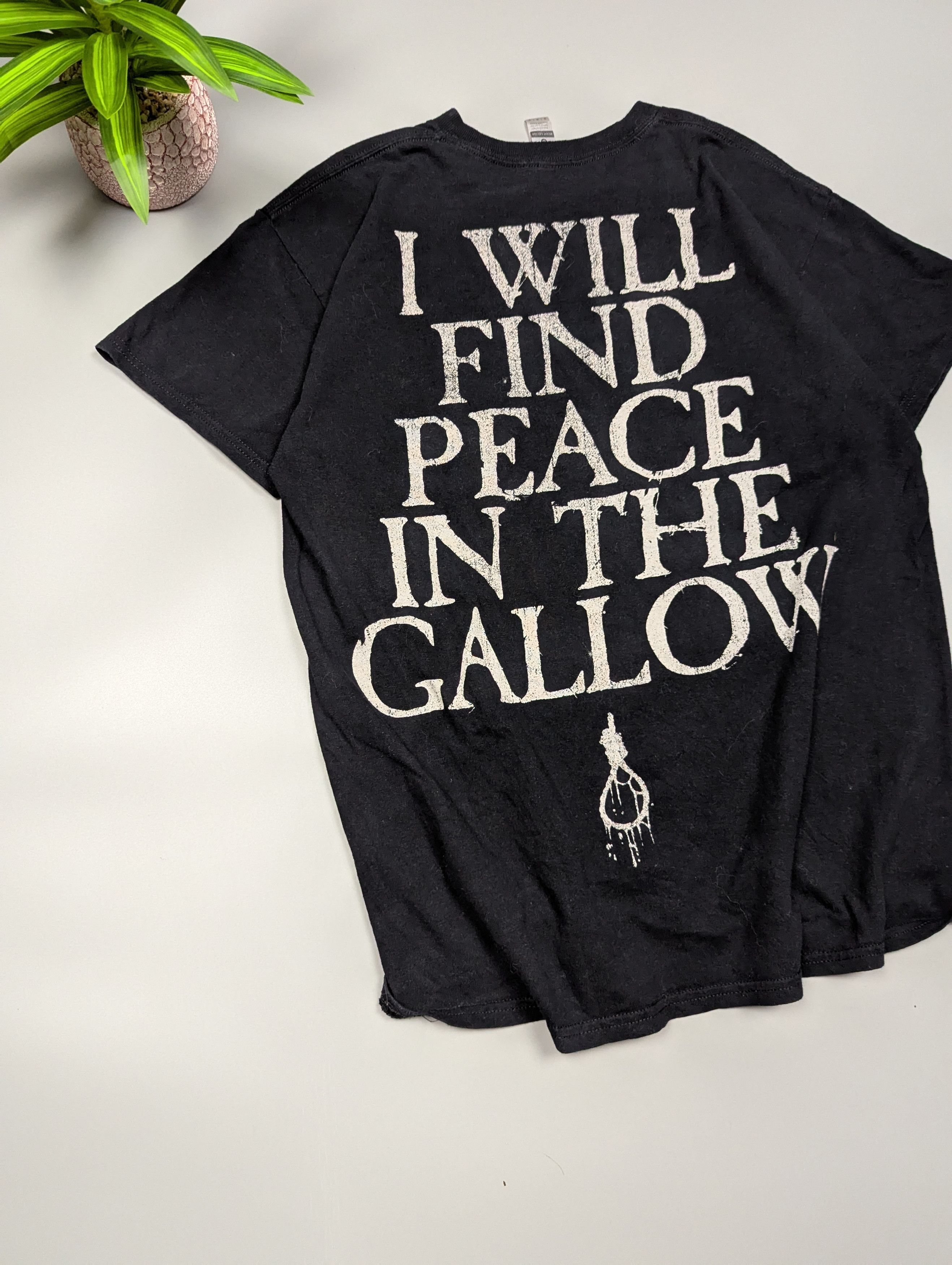 PALEFACE Swiss Peace in the Gallow Tee Shirt M VTG