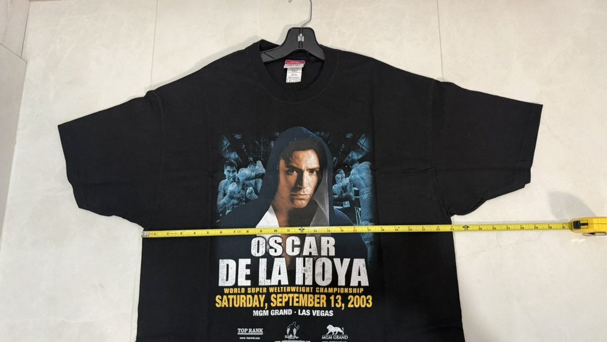 Champion 2003 Oscar De La Hoya Tshirt Size XL Champion Tag Size US XL / EU 56 / 4 - 6 Thumbnail