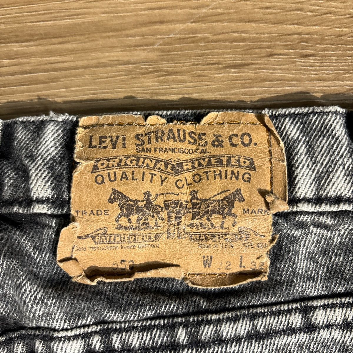 Levi's Vintage Levi’s 550 Acid Wash Jeans Size 30 Size US 30 / EU 46 - 6 Thumbnail