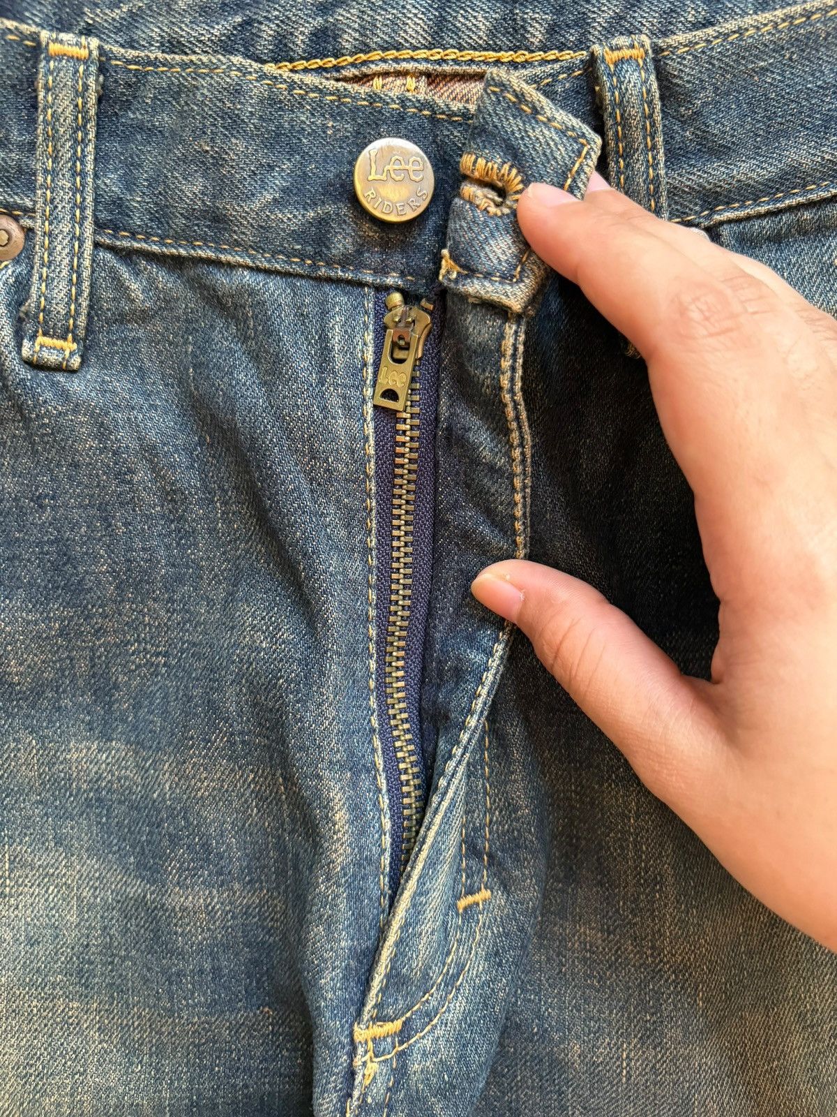 Lee Vintage Japanese Lee Sanforized Mud Wash Distress Flare Jean Size US 29 - 3 Thumbnail