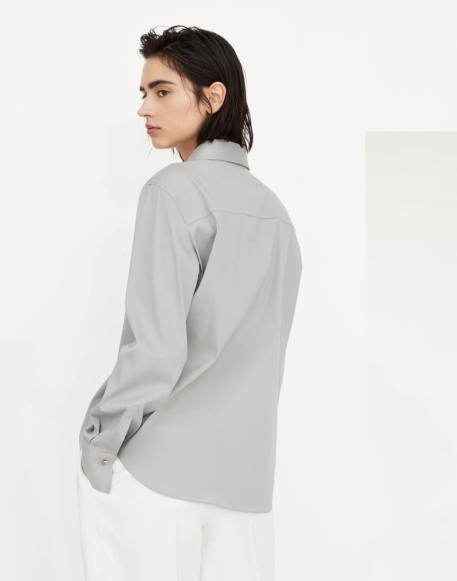 Brunello Cucinelli o1w1db10825 Blouse in Medium Grey Size L / US 10 / IT 46 - 2 Thumbnail