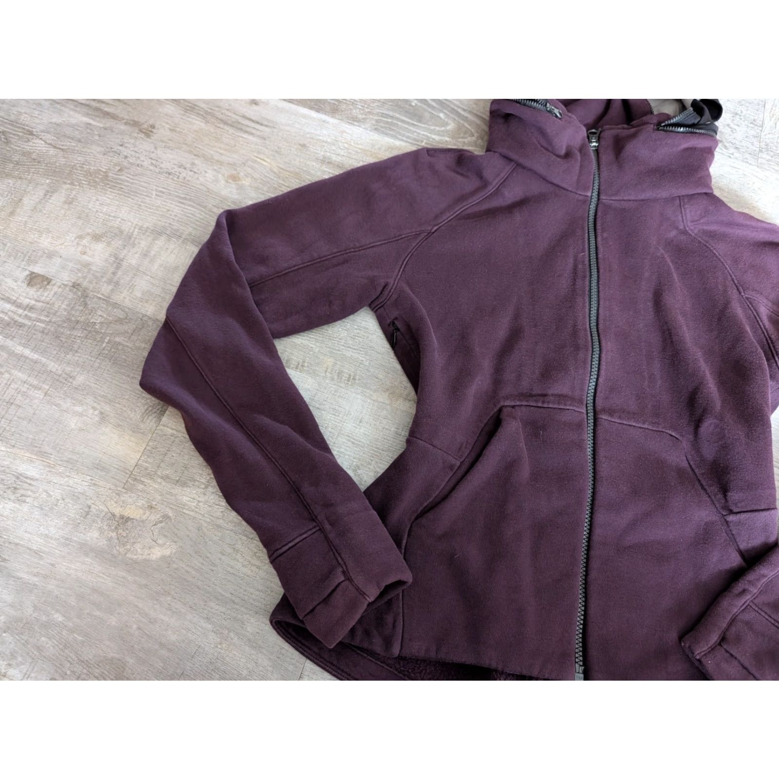 Lululemon Lululemon Destination Hoodie Jacket Women’s Size 4 Black Cherry Fleece Activewear Full Zip Hidden Hood Size S / US 4 / IT 40 - 3 Thumbnail