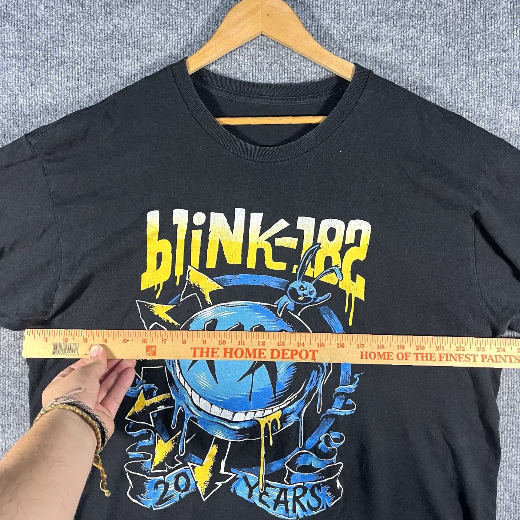 Vintage VINTAGE Blink 182 Bunny Smiley Face Graphic T-Shirt Mens XL Black 90s Pop Punk Y2K Size US XL / EU 56 / 4 - 3 Thumbnail