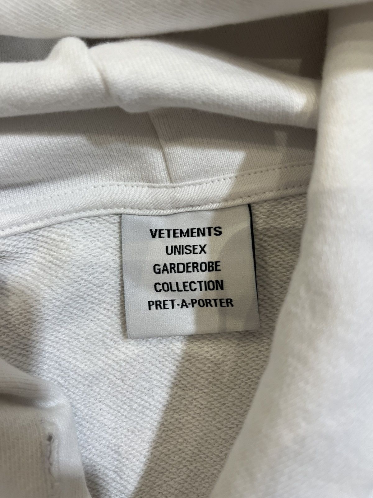 Vetements Vetements The Evil Does Wear Vetements Size US S / EU 44-46 / 1 - 4 Thumbnail