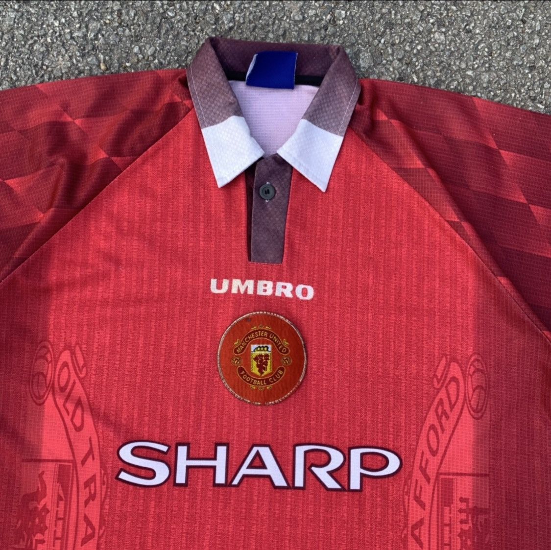 Other Thrashed Manchester United Bootleg Jersey Size US L / EU 52-54 / 3 - 2 Thumbnail