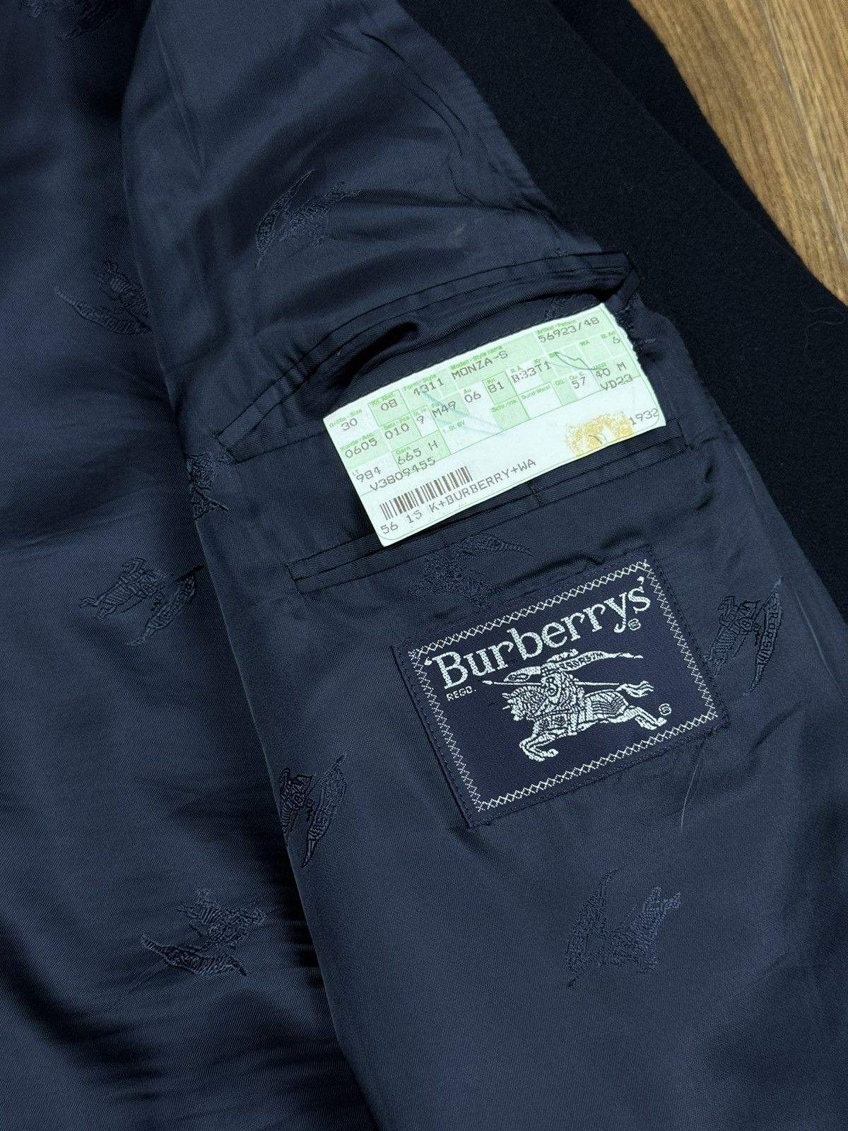 Burberry Vintage wool navy blazer Burberry original luxury item Size 54L - 4 Thumbnail