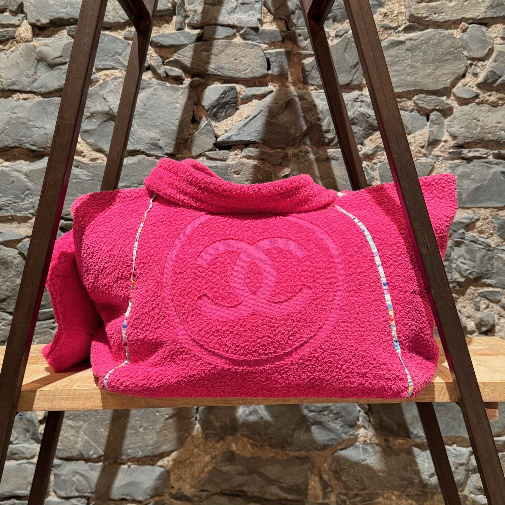 Chanel Chanel 2019 Pink Terry Cloth CC Beach Bag With Pouch & Towel Size ONE SIZE - 5 Thumbnail