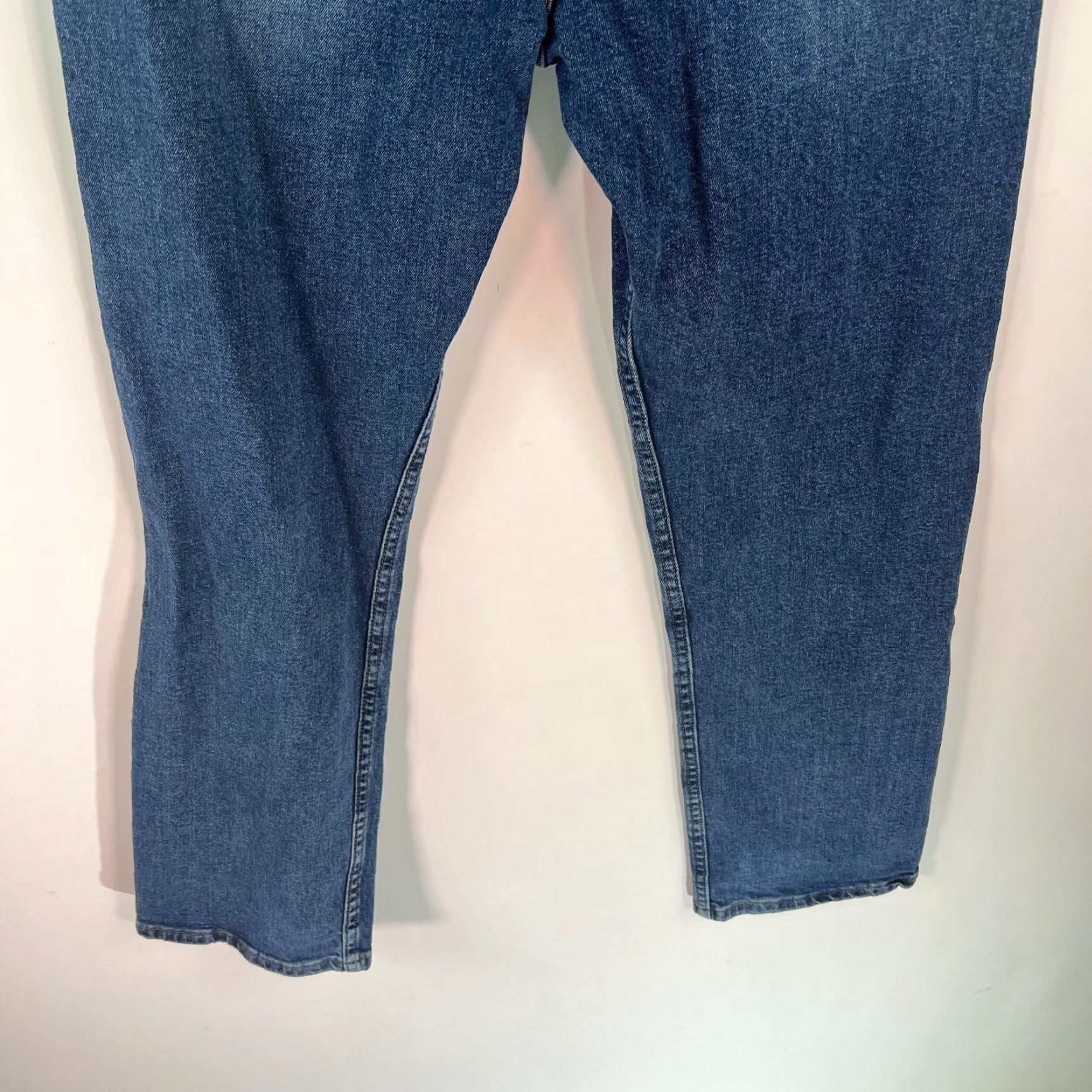 Wrangler Wrangler Mens Relaxed Fit Jeans 5-Pocket Design Straight Blue Denim Size 34x32 Mens Jeans DigitalFit? Size US 34 / EU 50 - 5 Thumbnail