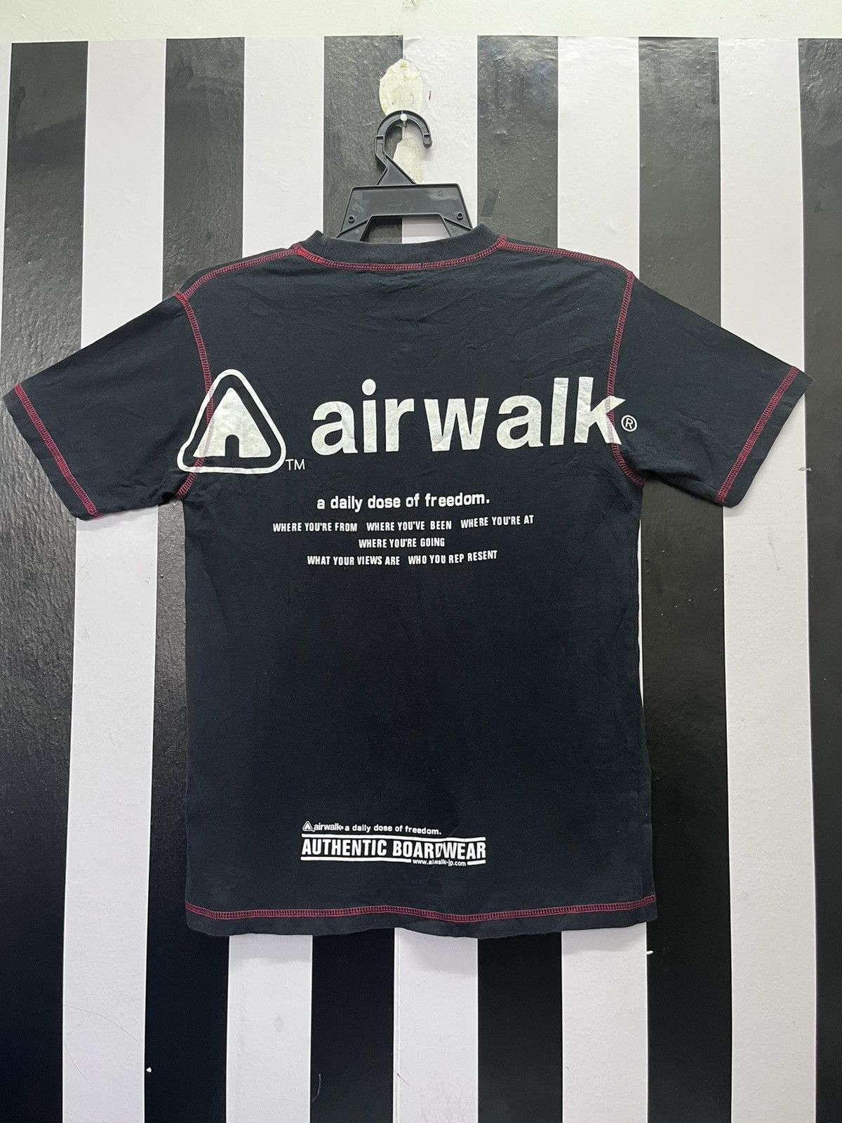 Airwalk × Powell Peralta FIRE 🔥 VINTAGE LATE 80s AIRWALK OVAL BIG LOGO Size US XXS / EU 40 - 2 Thumbnail