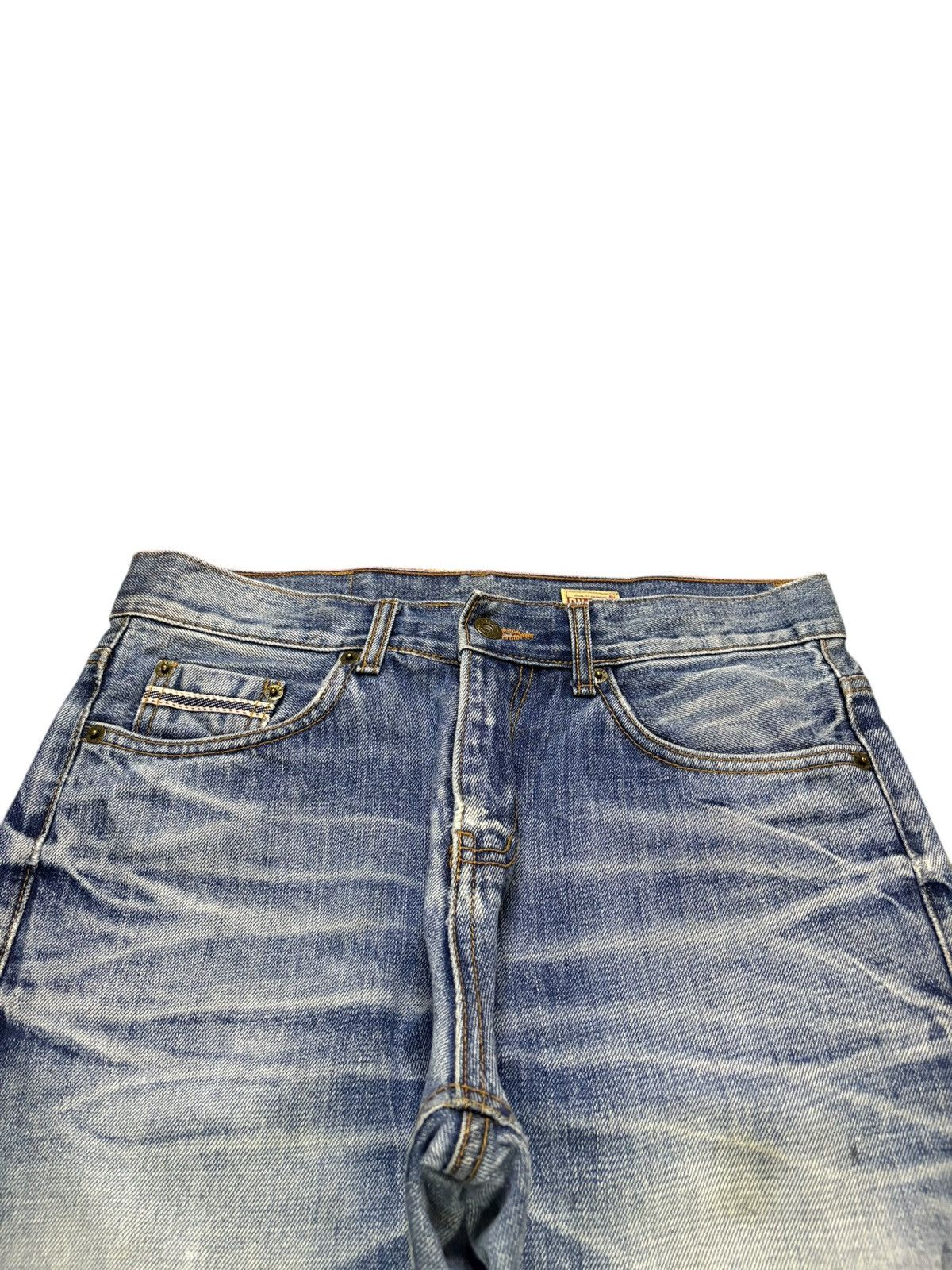 Japanese Brand Vintage Japanese Brand Faded Wash Loose Jeans Size US 30 / EU 46 - 4 Thumbnail
