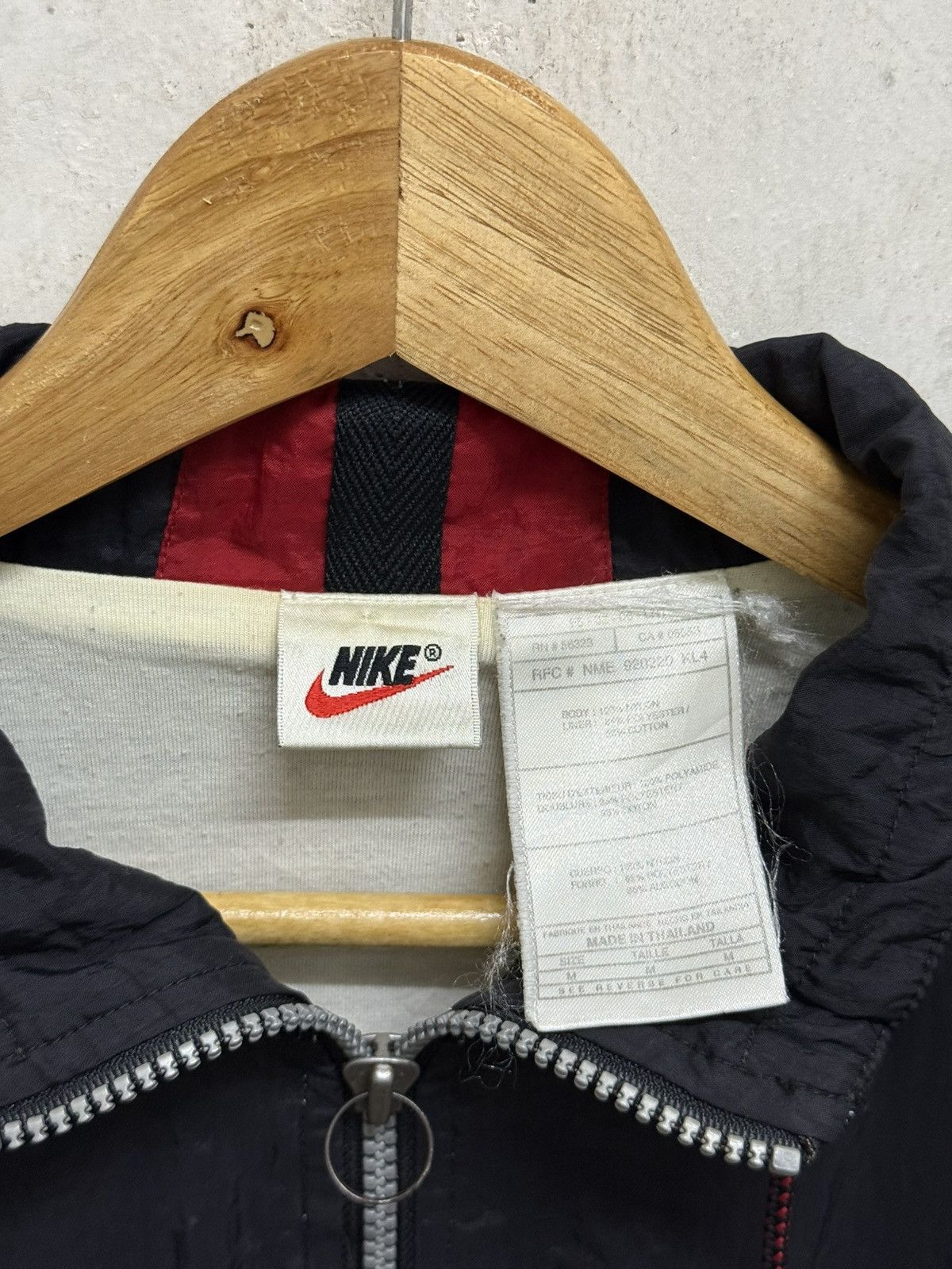Nike Vintage 90’s Nike Distressed Windbreaker Jacket Size US XXL / EU 58 / 5 - 6 Thumbnail