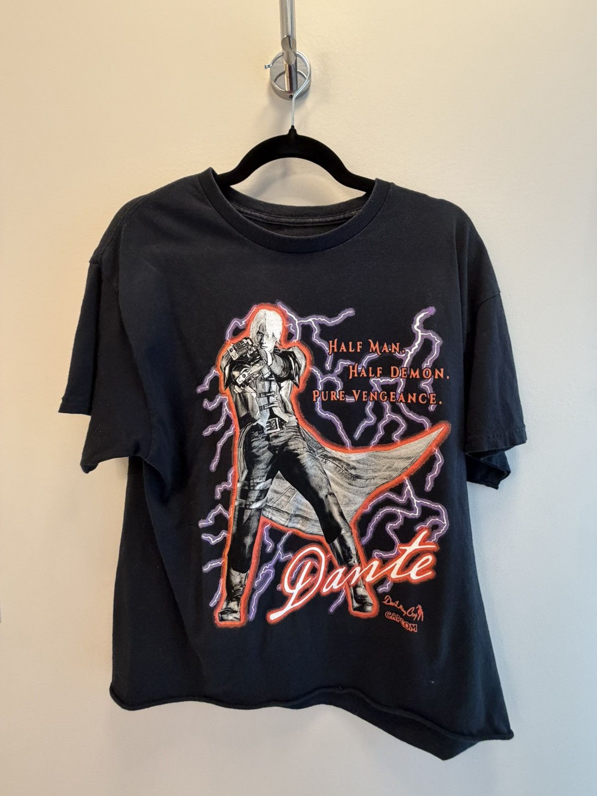 Vintage Y2K Devil May Cry Cropped Lighting Shirt Size US M / EU 48-50 / 2 - 1 Thumbnail