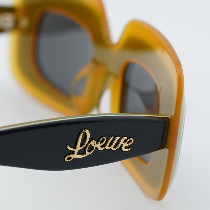 Loewe Loewe LW40139U 20A Sunglasses Grey/Brown Rectangle Frame Size ONE SIZE - 6 Thumbnail