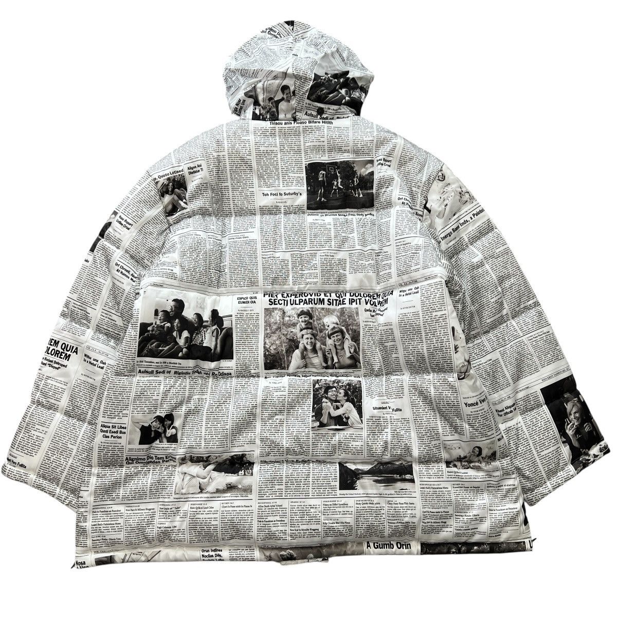 Balenciaga BALENCIAGA Newspaper Puffer Jacket Size US L / EU 52-54 / 3 - 15 Thumbnail