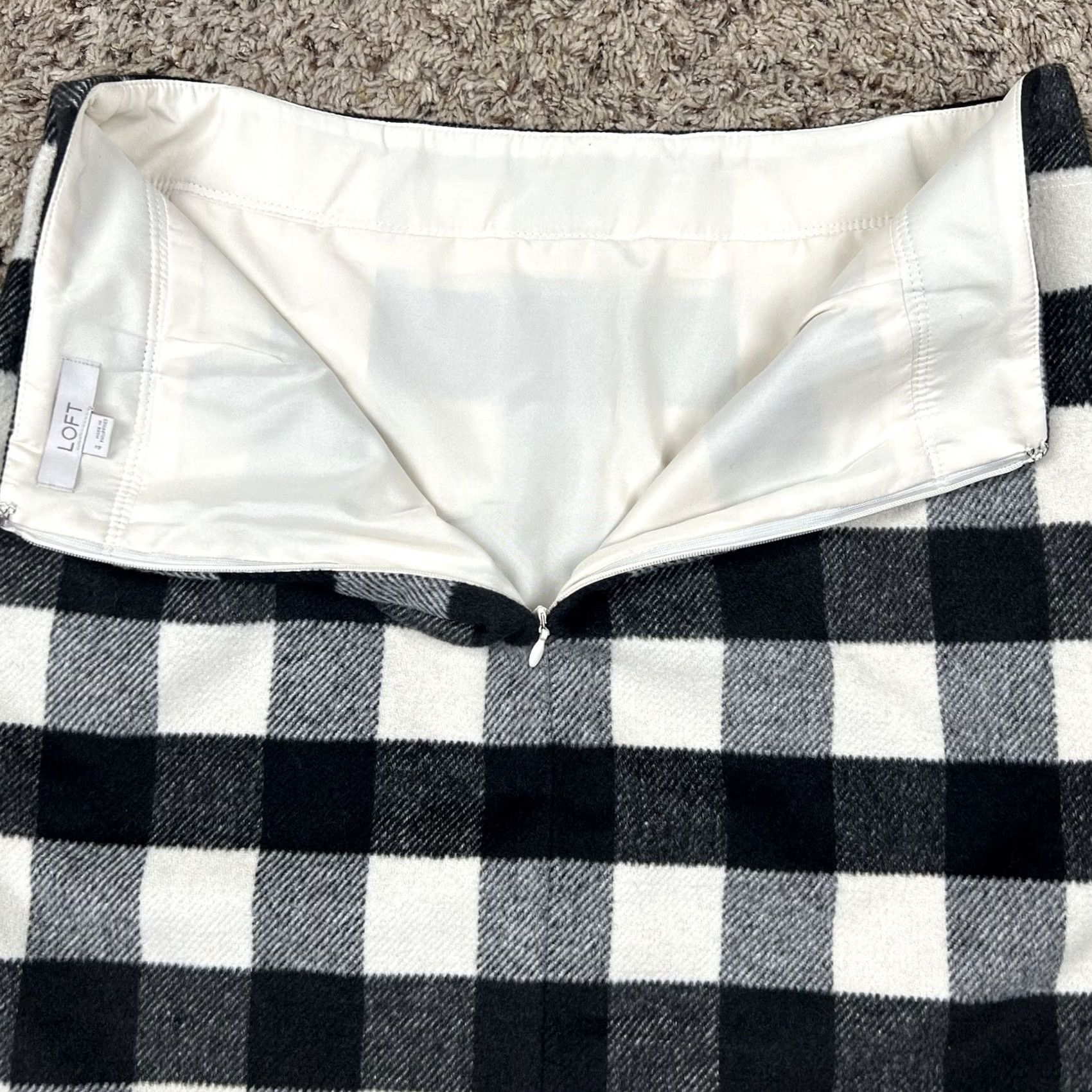 Ann Taylor Ann Taylor Loft Skirt Womens 4 Black White Plaid Lined Slit Pockets A-Line Short Dress Formal Casual Workwear Professional Women Size 27" / US 4 / IT 40 - 6 Thumbnail