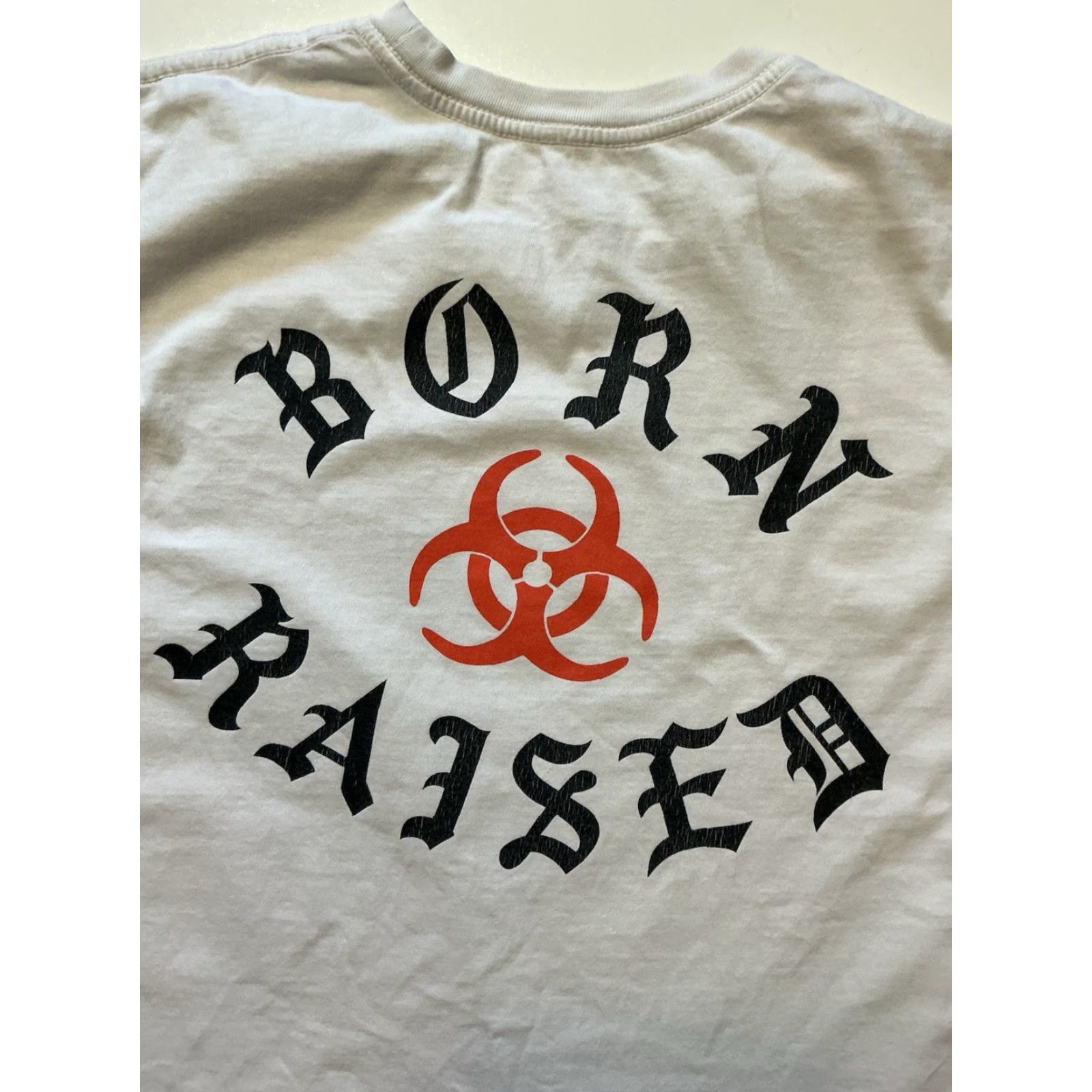 Born X Raised VINTAGE Born X Raised Los Angeles 2020 Quarantine Hazard White Graphic S/S T-Shirt L Mens Size US L / EU 52-54 / 3 - 8 Thumbnail